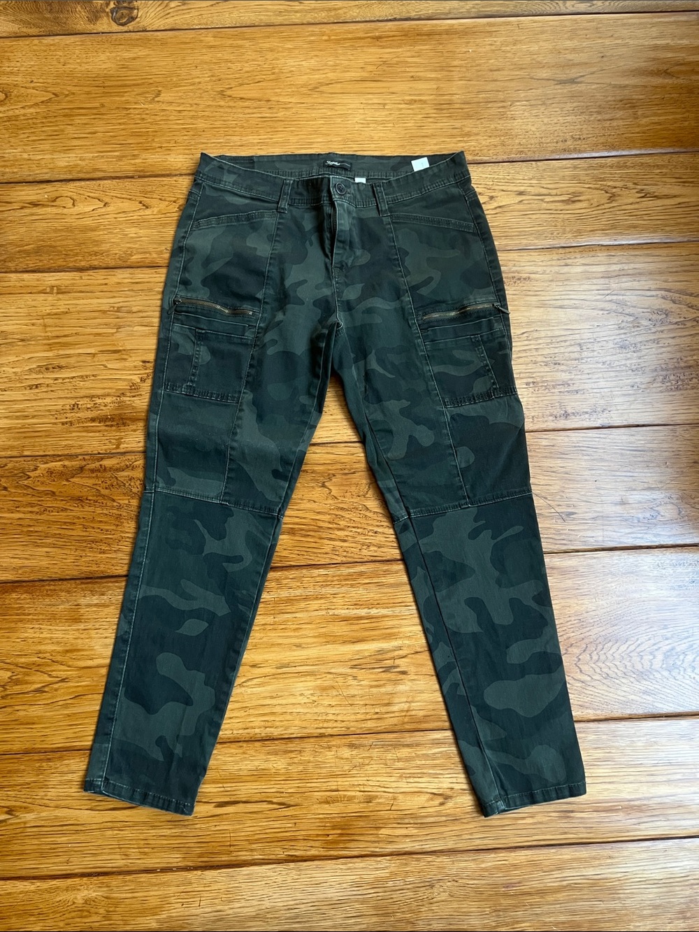 Supplies Women’s Camouflage Cargo Pants - Dark Green